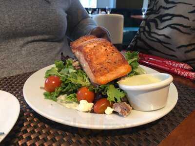 Ghost Light Restaurant & Lounge