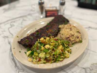 Lafayette Village Grill