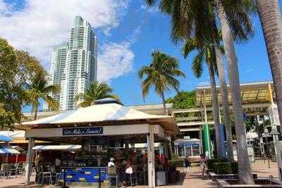 Let's Make A Daiquiri