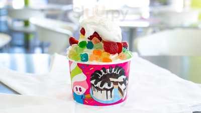 Menchie's Frozen Yogurt