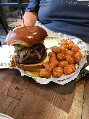 Stack'd Burgers And Beer