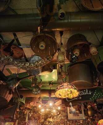 Battista's Hole In The Wall