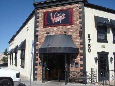 Count Vamp'd Bar & Grill