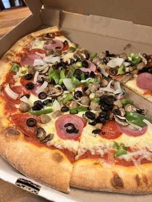 Alba's Italian Restaurant & Bar