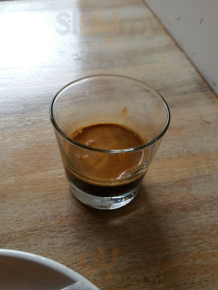 Ceremony Coffee Roasters / Mt. Vernon