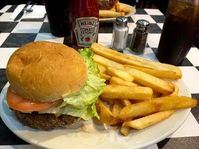 Paul's Da Burger Joint