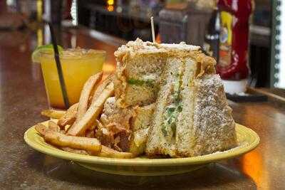 Melt Bar And Grilled