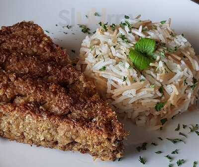 El Layali Lebanese Cuisine