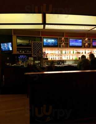 Red Bowl Asian Bistro