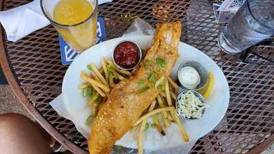 Stephanie's On Newbury