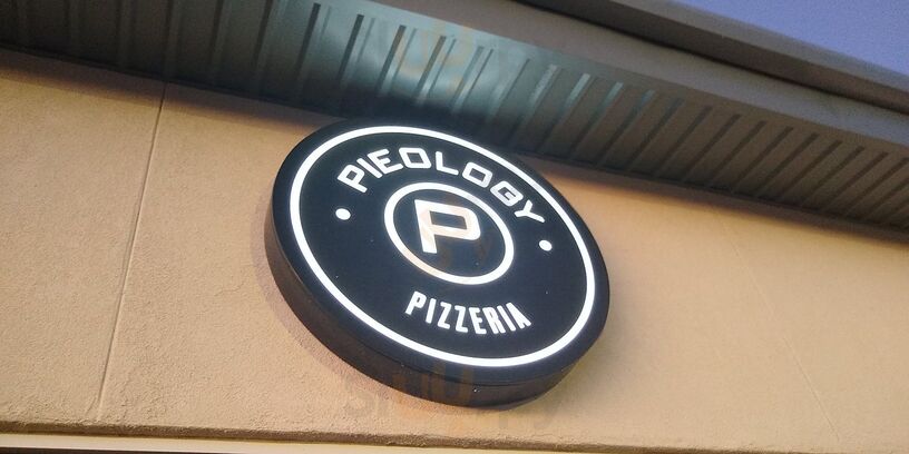 Pieology Pizzeria