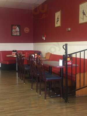 Hillview Family Diner And Ice Cream