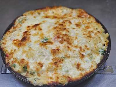 Landin Mac And Cheese