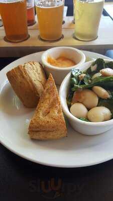 Ground Breaker Brewing & Gastropub