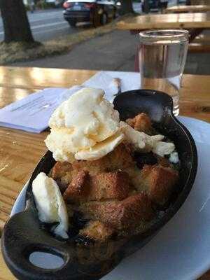 Ground Breaker Brewing & Gastropub