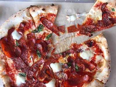 Inizio Pizza Napoletana