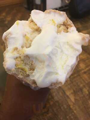 Inside Scoop Creamery