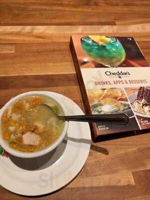 Cheddar's Scratch Kitchen