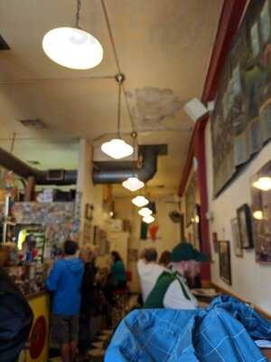 Escape From New York Pizza