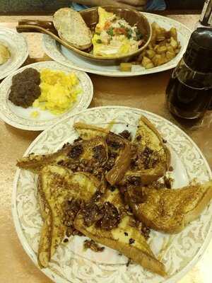 Another Broken Egg Cafe