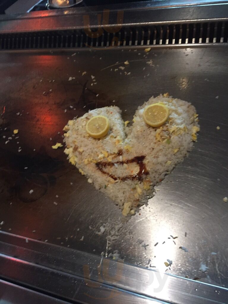 Moon Thai & Japanese