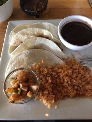 Cinco Mexican Cantina