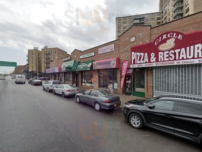 Circle Pizzeria