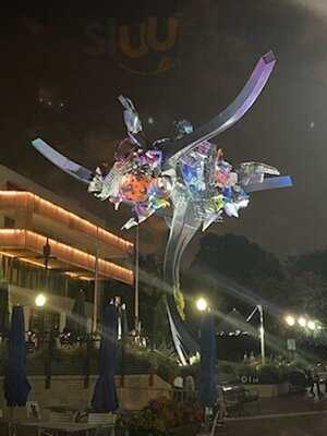 Tony & Joe's Seafood Place