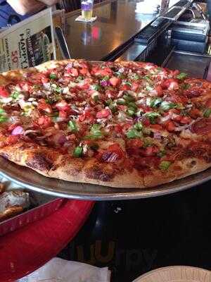 Gino Brothers Pizzeria & Bar