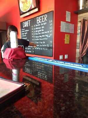 19 Handles Pub & Grill