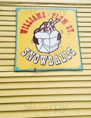 Plum Street Snoballs