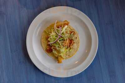 Lapa Lapa Seafood & Drinks