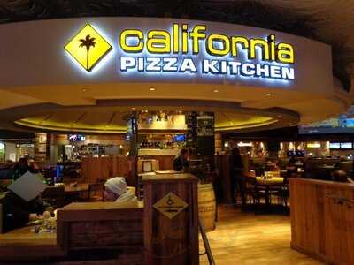 California Pizza Kitchen Fashion Show Mall