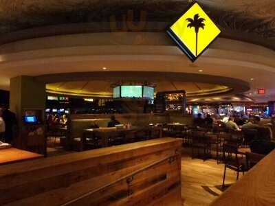 California Pizza Kitchen Fashion Show Mall