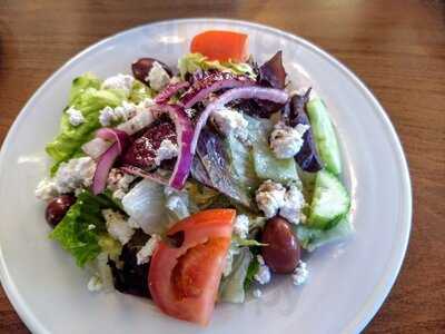 Tassos Restaurant & Bar