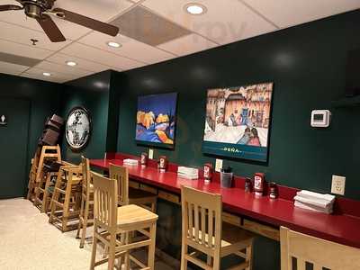 Rusty's Deli & Grille