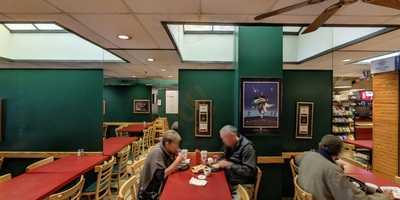 Rusty's Deli & Grille