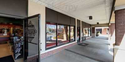 Rusty's Deli & Grille