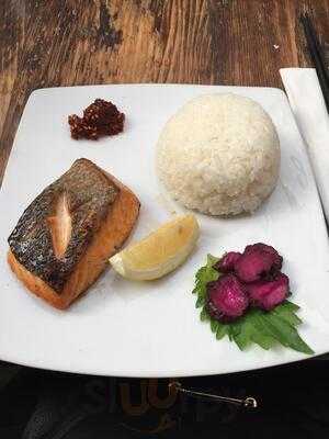 House Of Small Wonder