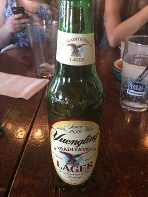 Mullaneys Harp And Fiddle