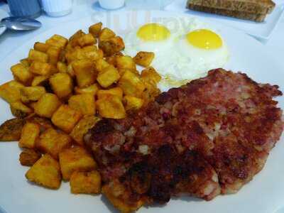 Fulton Street Food Hall