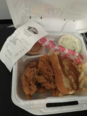 Raising Cane's Chicken Fingers