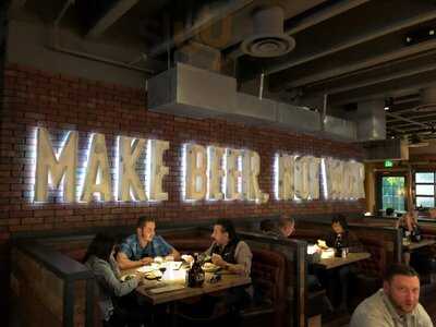 Karl Strauss Brewing Company