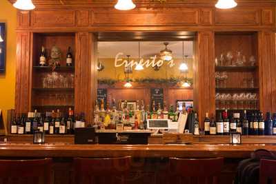 Ernesto's Winebar