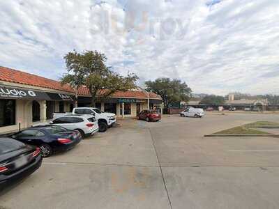 Revolver Taco Lounge