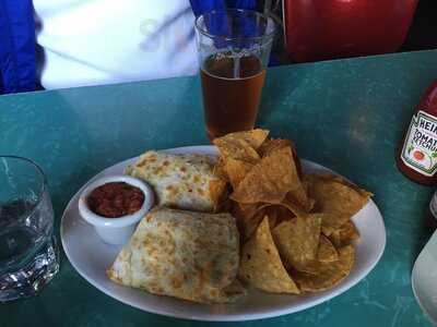 Cyclops Cafe And Lounge