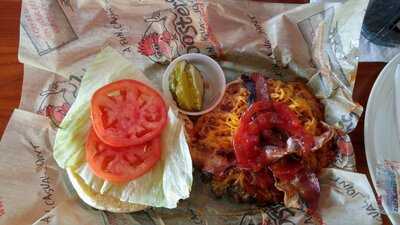 Roosters Restaurant & Bar