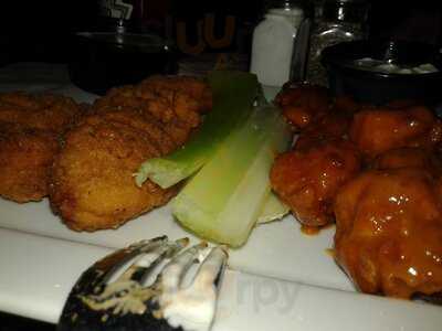 Ray J's American Grill