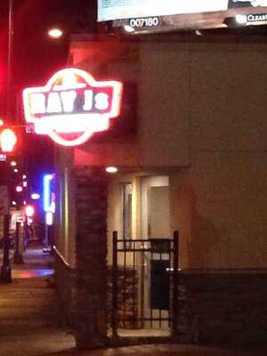 Ray J's American Grill