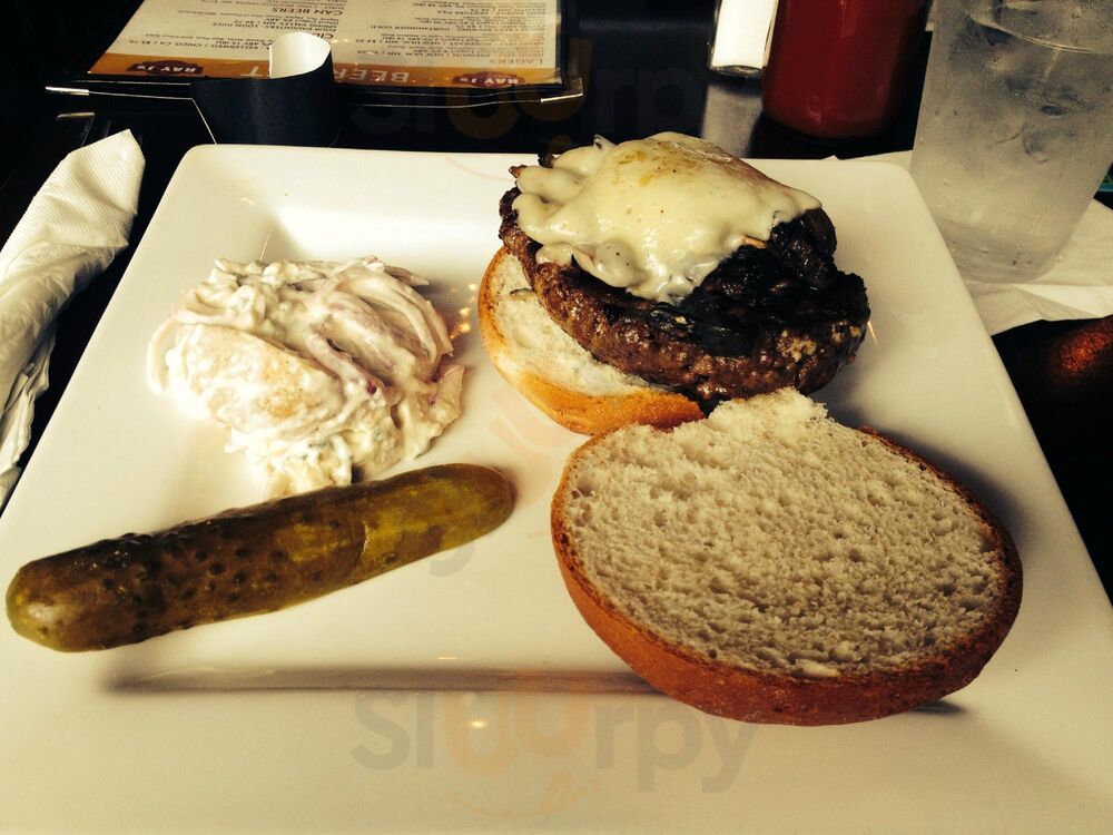 Ray J's American Grill